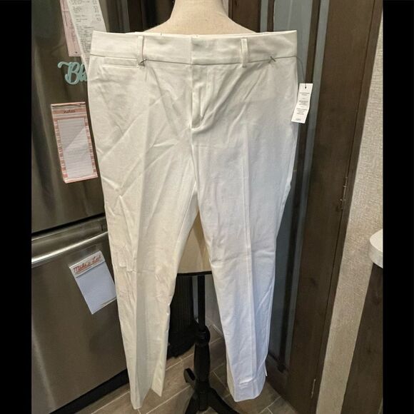 NWT Crown & Ivy  Petite Pants - Picture 1 of 5